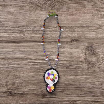 BLACK AND WHITE NECKLACE WOMENS